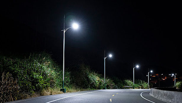 Solar energy street lights